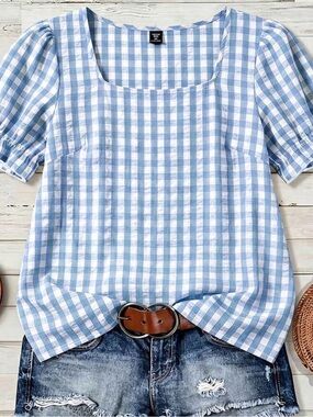 SHEIN Light Blue & White Gingham Square Neck Puff Sleeve Top